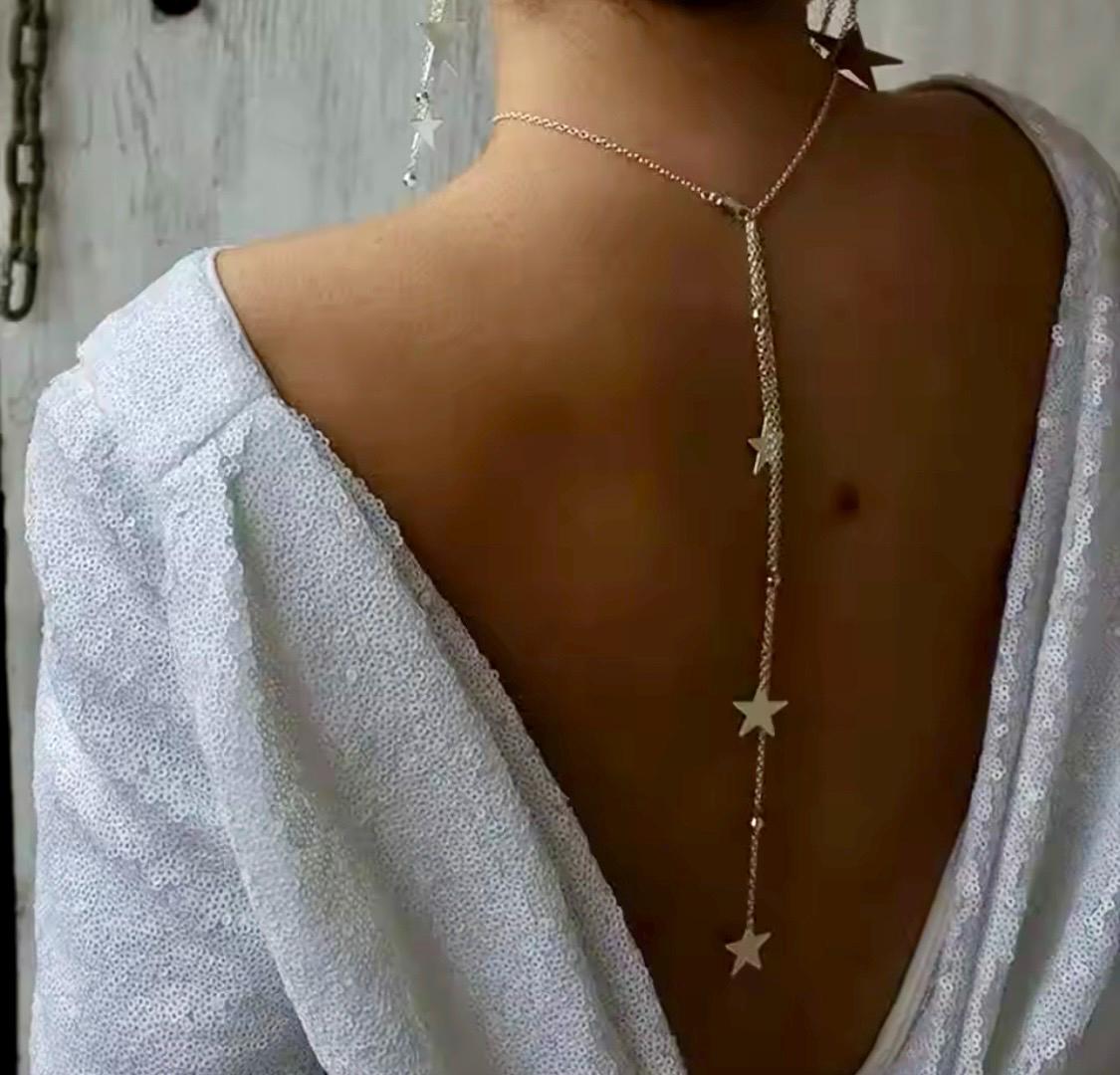 Collier de fête dos étoiles argenté